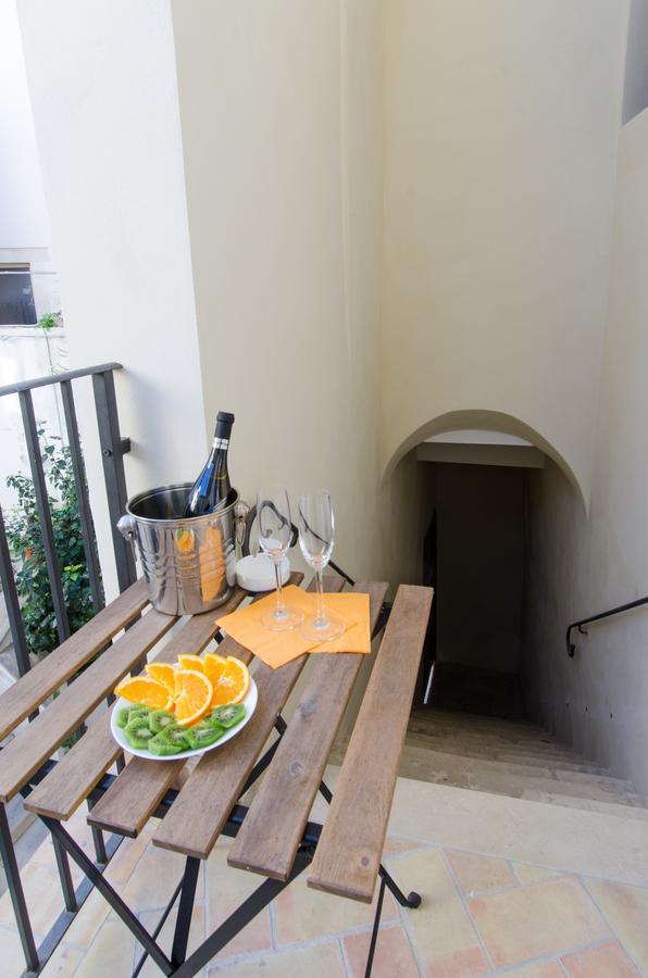 Ortigia Bed And Breakfast Syracuse Bagian luar foto